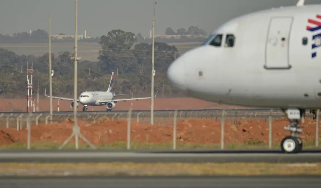 Após ameaça de bomba, voo da Latam de Brasília a São Paulo é adiado