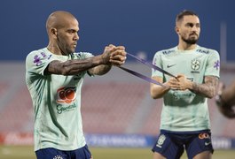 Comissão avisa jogadores que Brasil terá time reserva contra Camarões