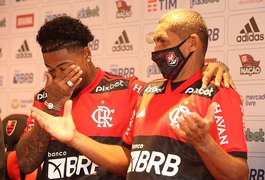 Alagoano Marinho realiza sonho do pai e é apresentado oficialmente pelo Flamengo