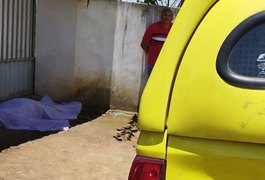 Idoso de 77 anos sai para visitar amigo e morre em frente a casa dele, em Taquarana