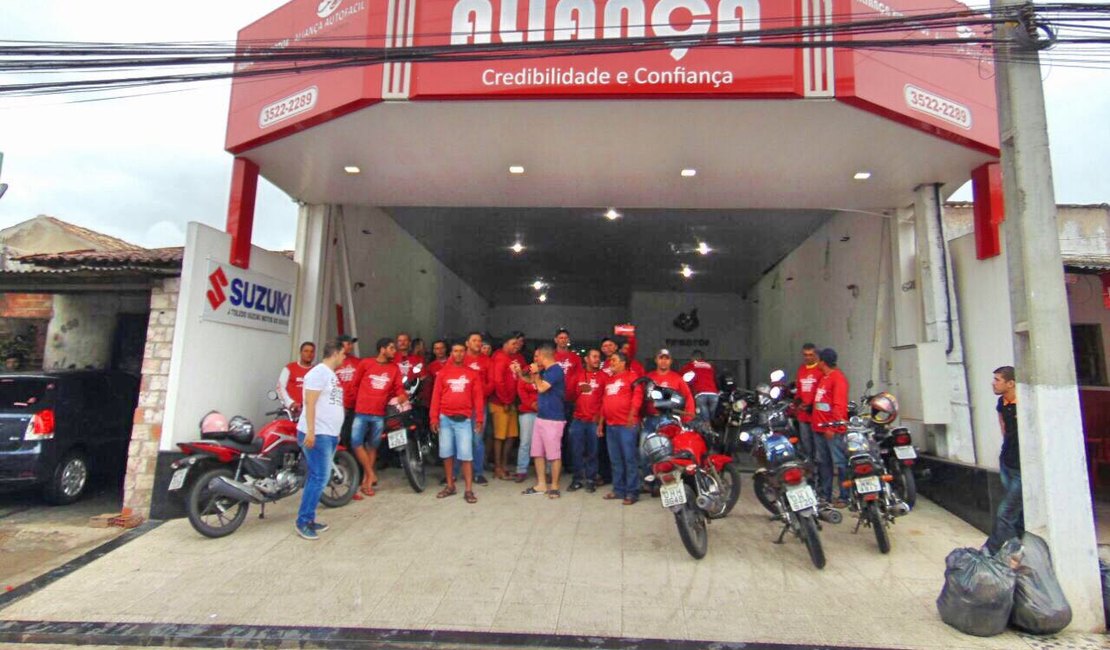 Vídeo. Grupo Aliança realiza café da manhã e carreata natalina em Arapiraca