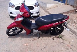 Adolescente é apreendido com moto roubada em Arapiraca, AL