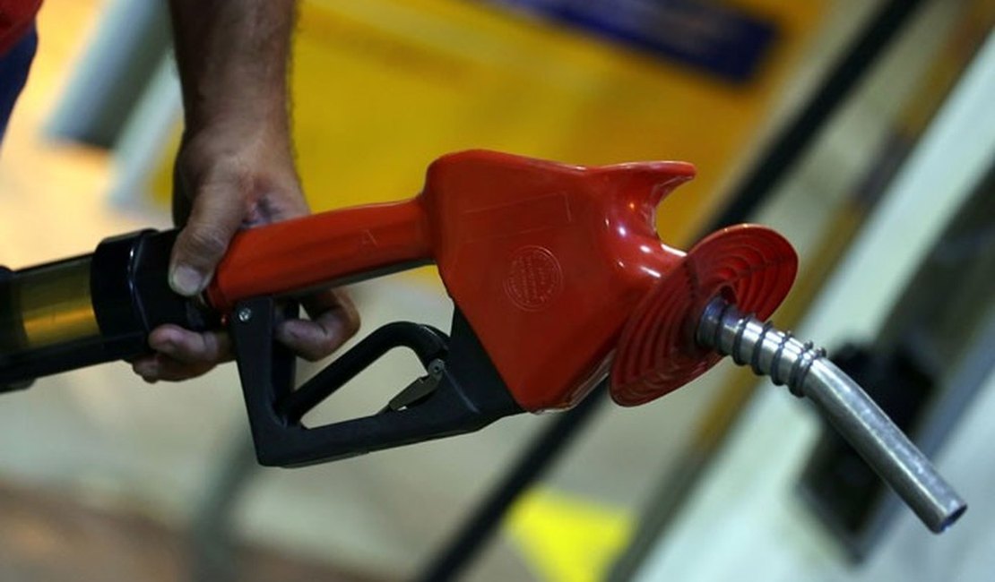 Petrobras vai aumentar preço da gasolina e do diesel nesta sexta