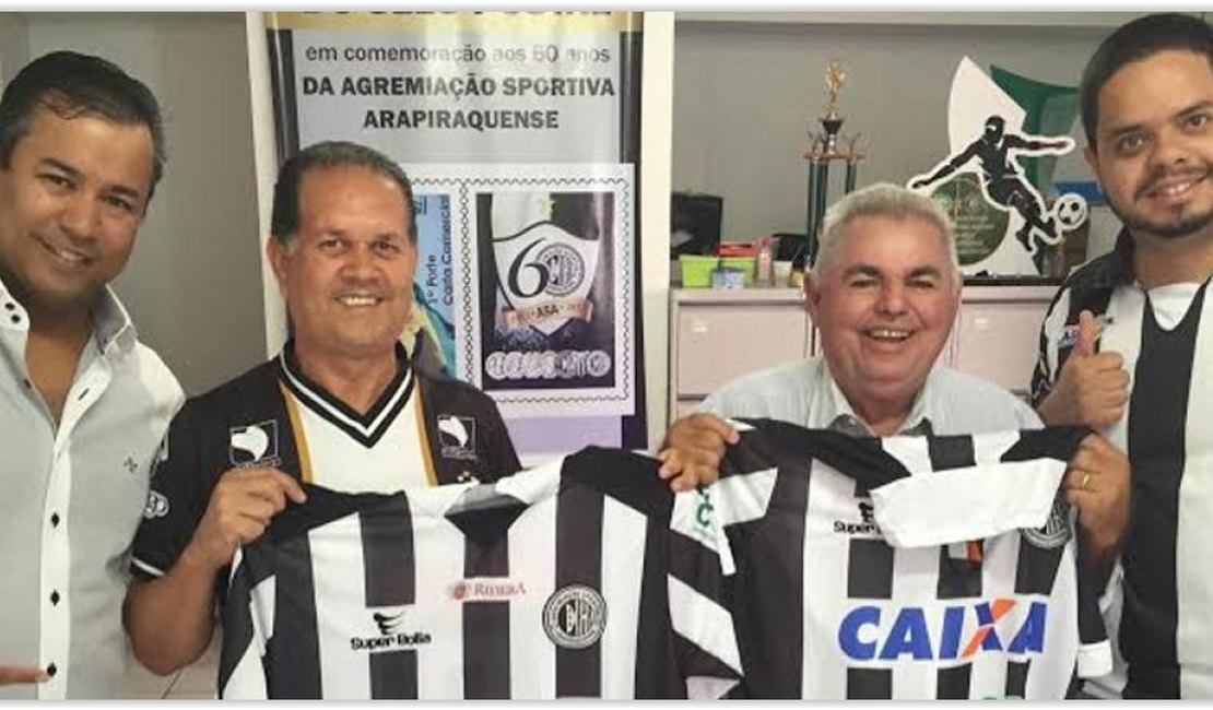 Sócios patrimoniais recebem camisa oficial do ASA