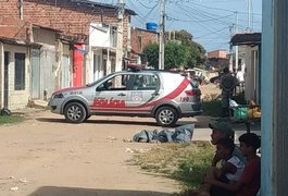 Homem é espancado dentro de casa e morto a tiros no Tabuleiro dos Martins, em Maceió