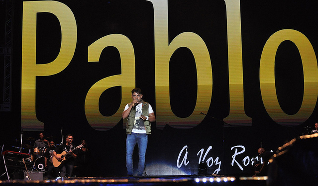 Pablo, o rei da ‘sofrência’, faz show em vaquejada de Arapiraca