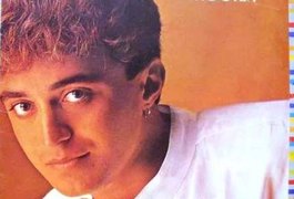 Sucesso nos anos 80, Markinhos Moura diz não ter feito pé-de-meia e fala de sexualidade: 'nunca estive no armário'