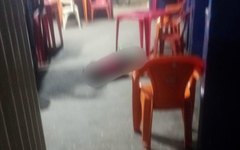 Ataque a tiros em bar deixa um morto e um ferido, em Penedo