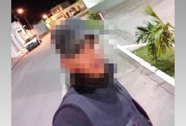 Vídeo. Imagens flagram jovem furtando celular em lanchonete no Agreste