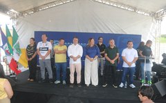 Prefeito de Arapiraca entrega de ginásio poliesportivo na Vila São José, em Arapiraca﻿