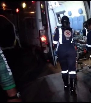 Condutor de ciclomotor cruza via movimentada  sem observar e acaba causando acidente, em Arapiraca