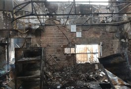 Incêndio destrói supermercado de cidade do interior de Alagoas