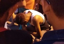 Jovem é espancado no Centro de Arapiraca por membros de torcida organizada
