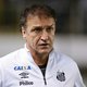 Santos anuncia Cuca como novo treinador da equipe após demissão de Vojvoda