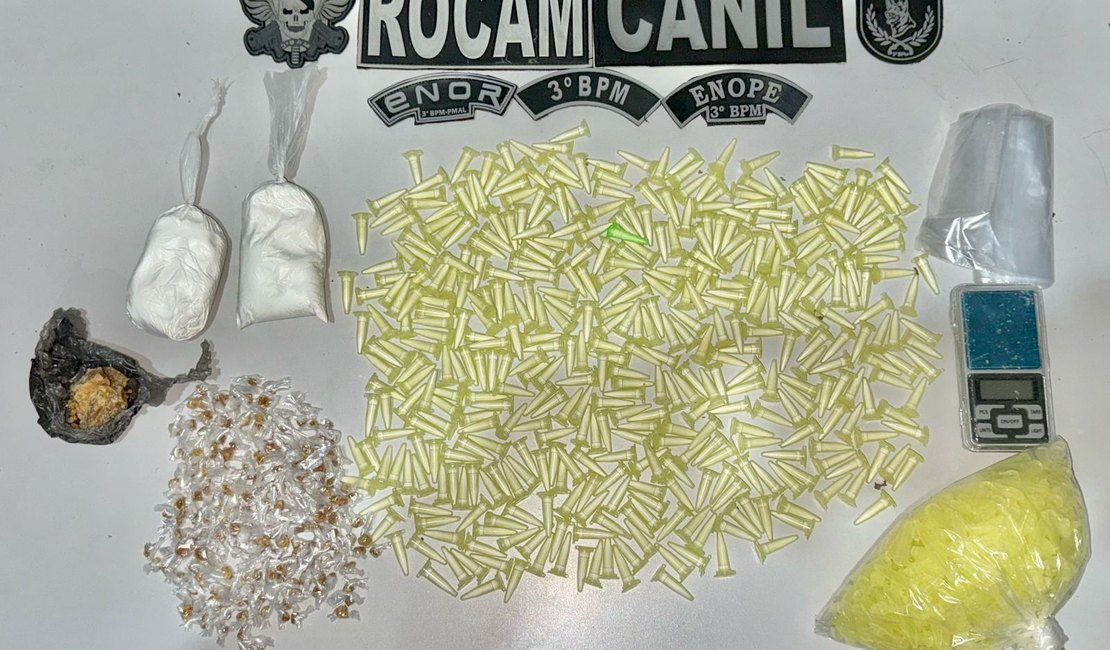 Polícia prende suspeito de tráfico e apreende grande quantidade de drogas escondidas em fraldas, em Arapiraca