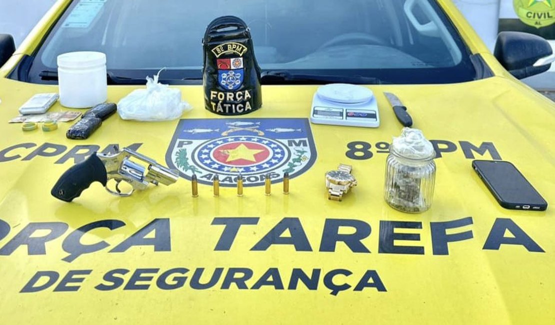 Operação da Polícia Militar prende três suspeitos de tráfico de drogas em Rio Largo