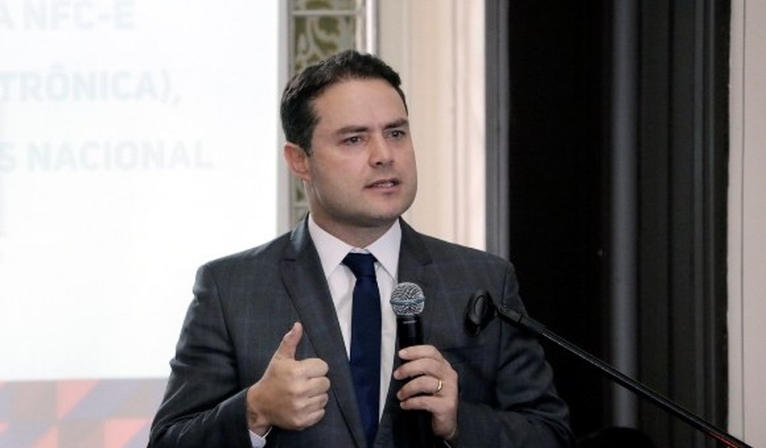 Governador comenta maior redução de homicídios em Alagoas e em Maceió
