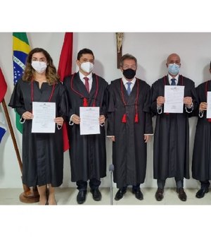 Ministério Público de Alagoas empossa cinco novos promotores de Justiça