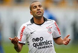 Flamengo está próximo de acerto com Emerson Sheik