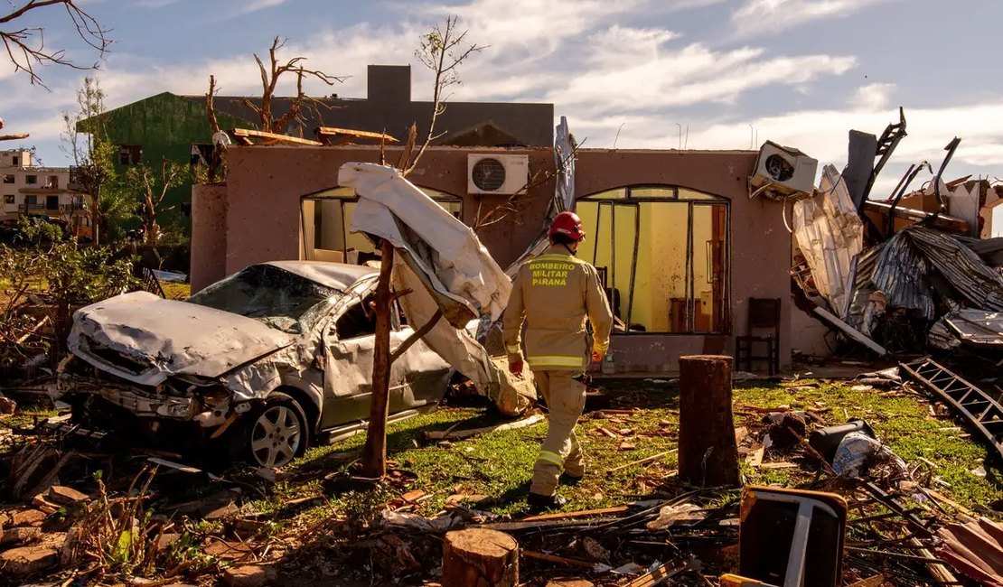 Tornados simultâneos no Sul surpreenderam meteorologistas