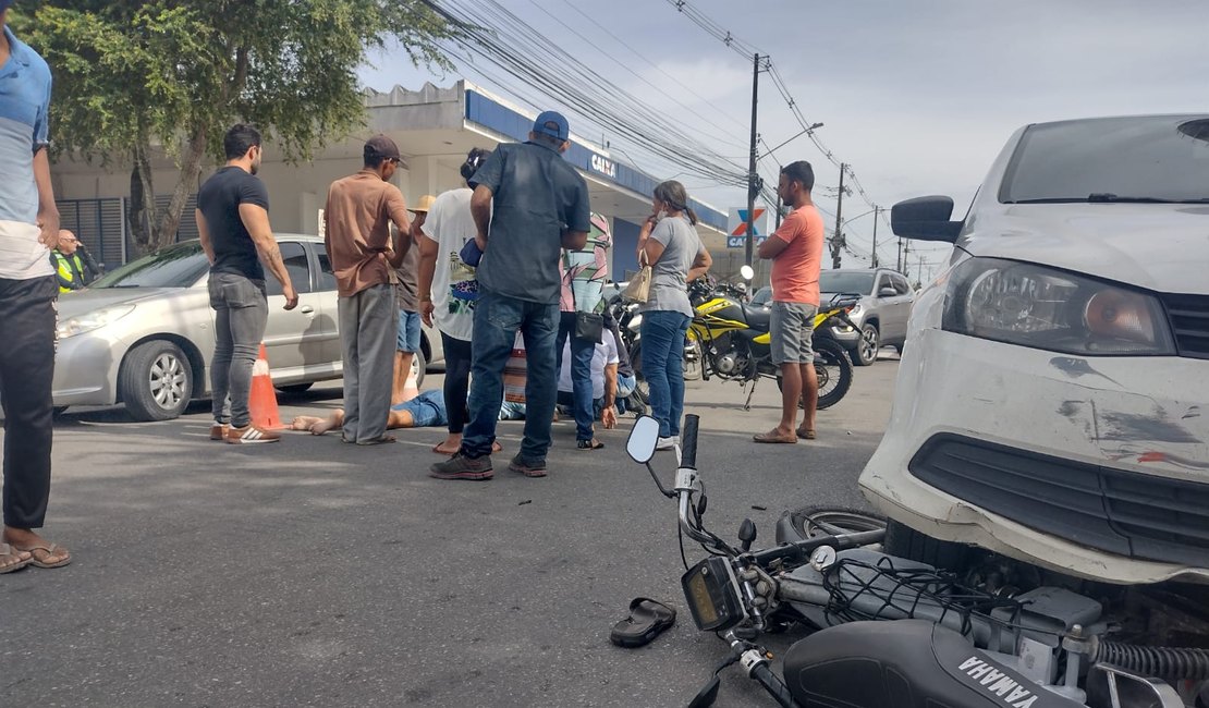 Homem fica ferido após colisão entre carro e cinquentinha, em Arapiraca