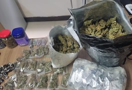 Ação conjunta resulta na prisão de investigado por tráfico de drogas em Maceió