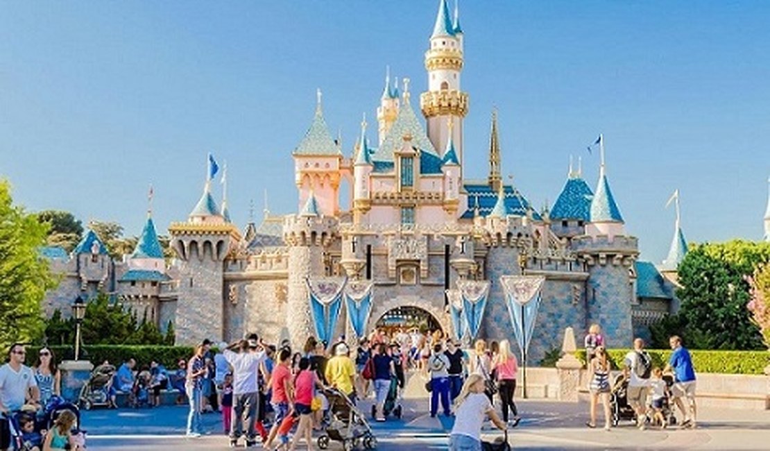 Disney anuncia que parques na Flórida devem reabrir em julho