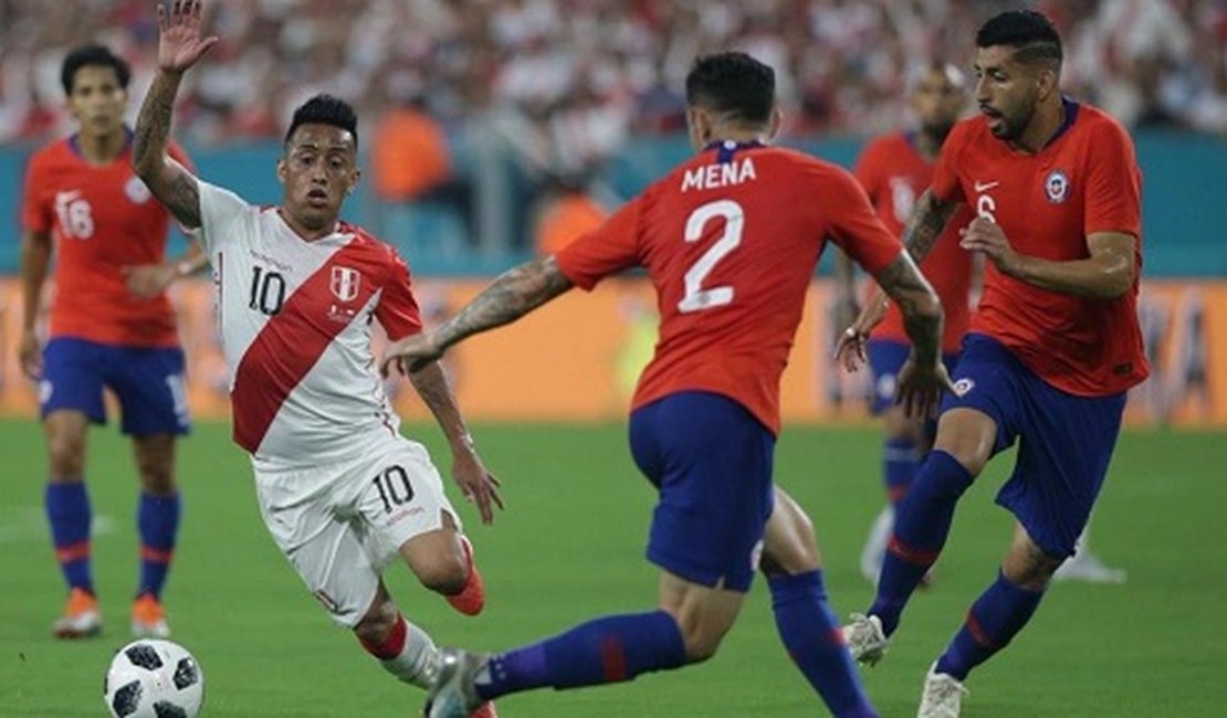 Chile e Peru decidem nesta quarta quem enfrentará o Brasil na final da Copa América