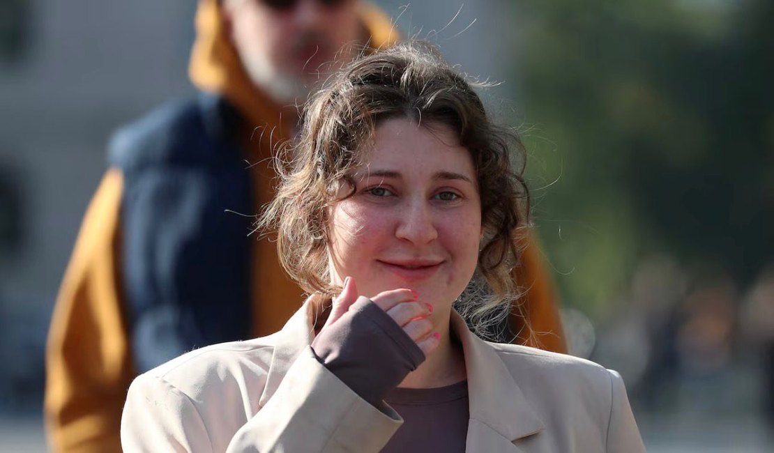 Geórgia liberta adolescente grávida do Reino Unido que contrabandeava drogas da Tailândia