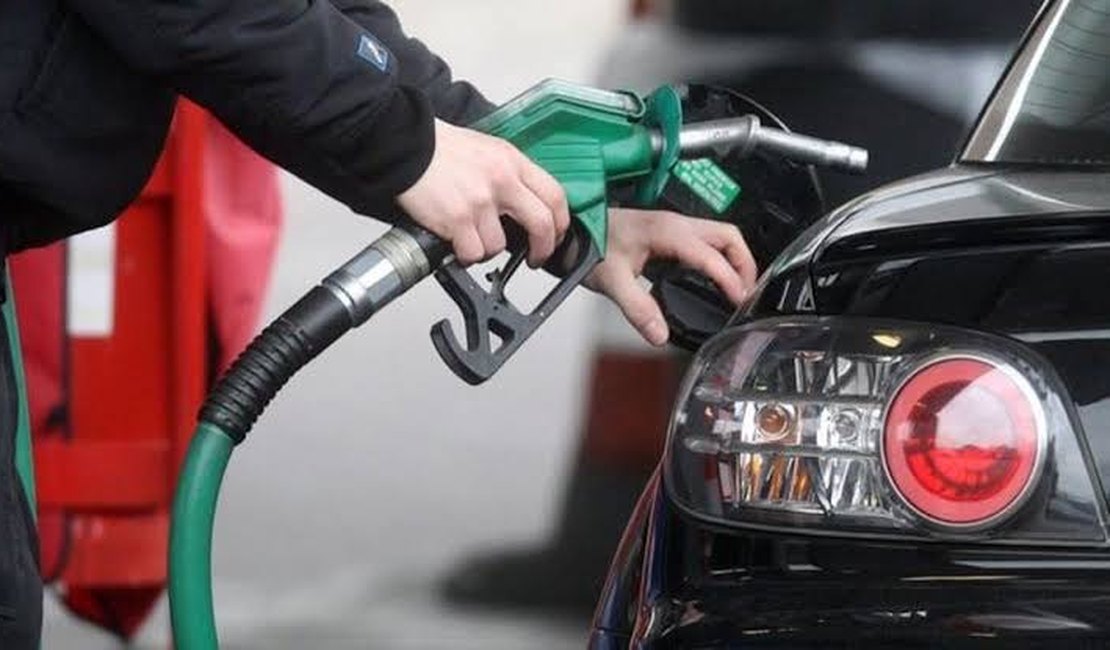 Posto de combustível com irregularidades é alvo de fiscalização no interior alagoano