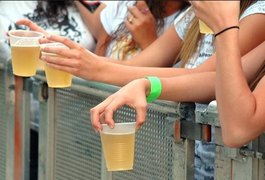 Venda de bebida alcoólica para menores de 18 anos agora é crime