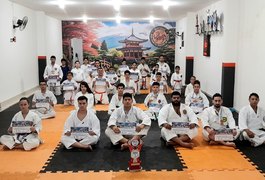 Atletas de Arapiraca representarão Alagoas no Campeonato Brasileiro de Karatê em São Paulo