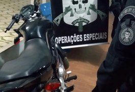 PM recupera veículo roubado em Arapiraca