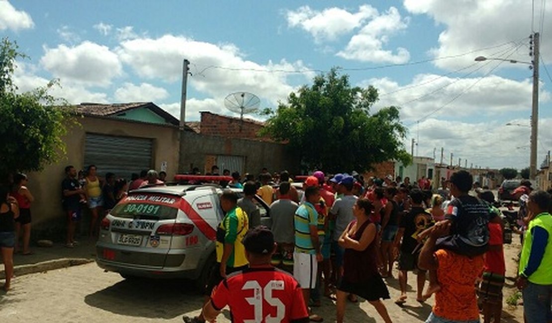 Bebedeira acaba com um homem morto a pedradas e pauladas em Arapiraca