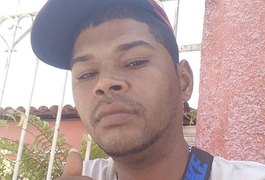 Homem baleado enquanto caminhava com amigo em Arapiraca morre no HEA