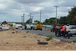 Vídeo. Policiais frustam tentativa de fuga de trio suspeito de crimes, em Arapiraca