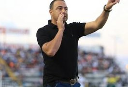 FALA, PROFESSOR | Já no Ceará, Foiani faz alteração na equipe e aponta as dificuldades do jogo contra o Fortaleza