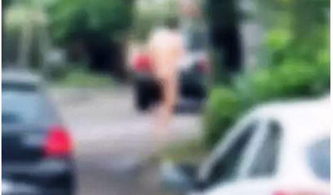 VÍDEO: Marido chega em casa mais cedo e flagra traição; amante foge pelado pela rua