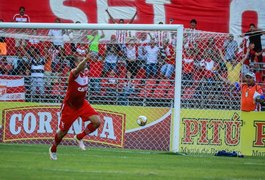 CRB vence CSA por 1 a 0 e conquista vantagem do empate para jogo decisivo