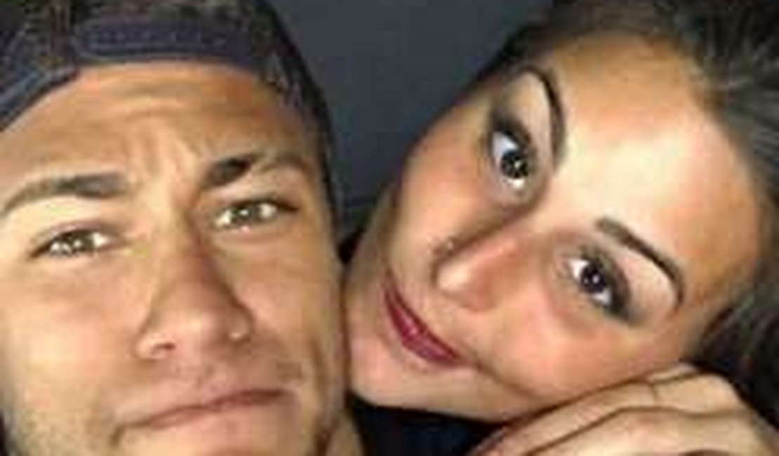 Stephanie Viegas elogia Neymar após passar o Réveillon na companhia do craque
