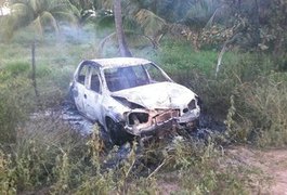 Cinco pessoas ficam feridas durante colisão de veículo com poste na Barra de Santo Antônio