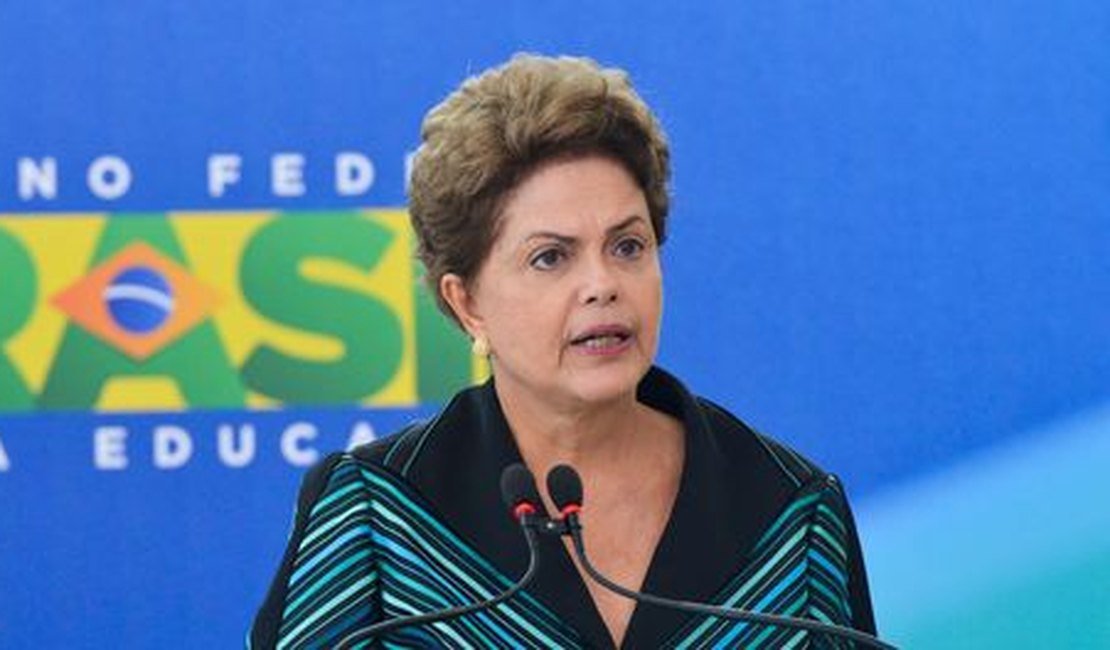 Dilma defende Petrobras e diz que ajuste não vai cortar programas do MEC