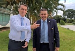 Assessor de Bolsonaro critica jornalismo apresentado por âncora na Record: ‘Totalmente comunista’