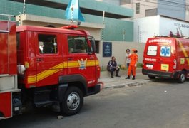 Colisão entre motos e bomba de combustível deixa três feridos no Mutange