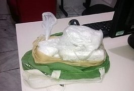 Mulher é presa com mais de 2,5 quilos de cocaína em operação em Maceió