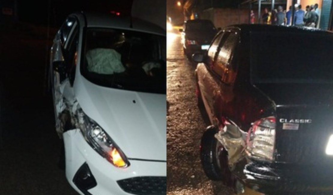 Motorista embriagada colide com dois carros e com muro, em Arapiraca