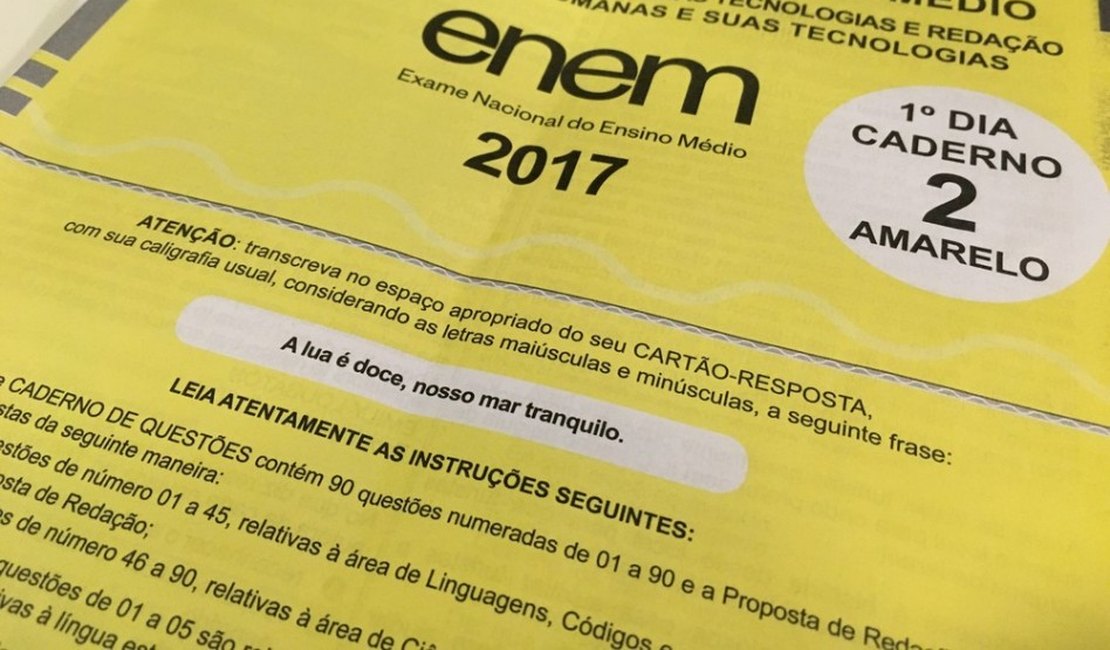 Candidato 'surta' e foge da sala com prova do Enem nas mãos antes do horário