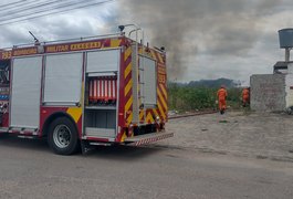 Fogo em vegetação mobiliza Corpo de Bombeiros em Arapiraca