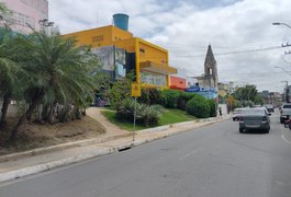 Ladrões arrombam loja e furtam notebooks no Centro de Arapiraca