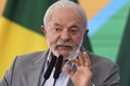 Lula anuncia fim da radioterapia e afirma estar curado de câncer de pele: 'Estou feliz'